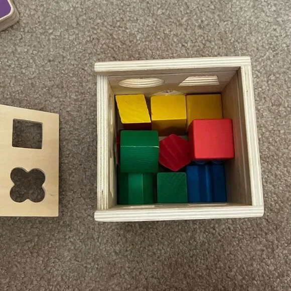 Melissa & Doug Shape Sorting Cube - Picture 4 of 4